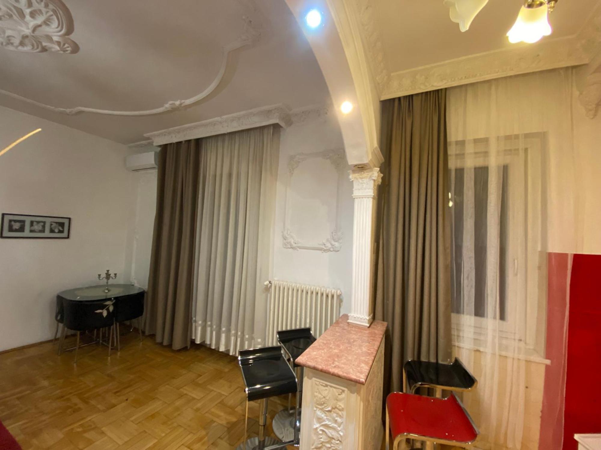 Apartamento & And Center